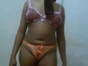 黑皮膚的蘇丹女